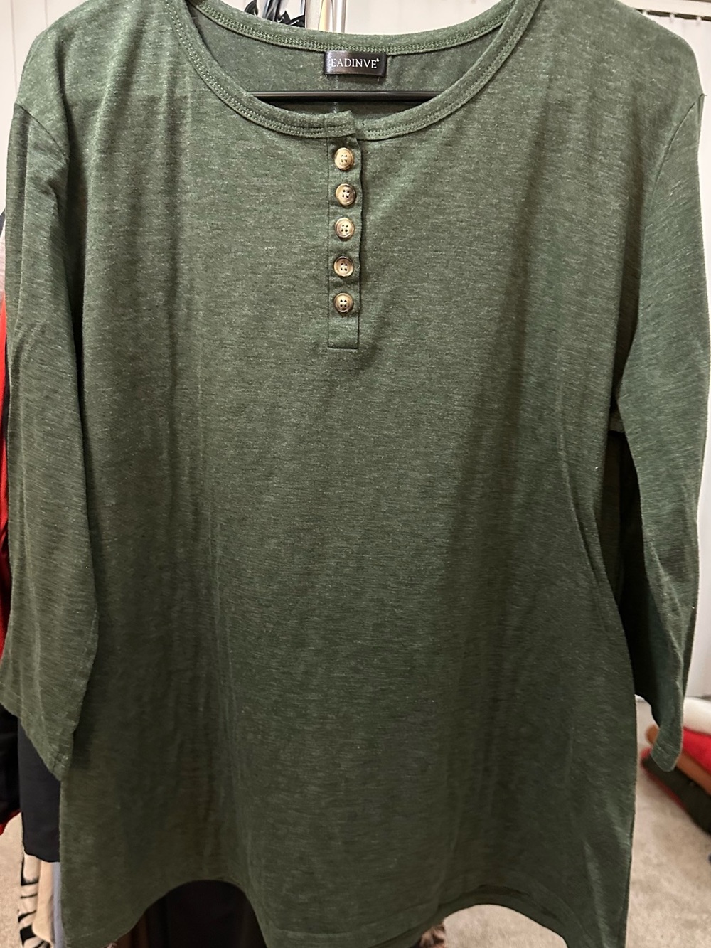 Eadinve Olive Green Long-Sleeve Henley Tee